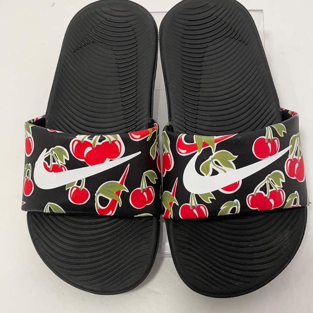 Kids Cherry Nike Slides